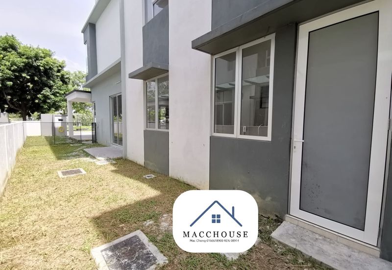 Parkfield Residences, Tropicana Heights