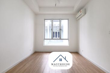 Parkfield Residences, Tropicana Heights