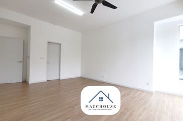 Parkfield Residences, Tropicana Heights