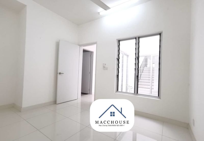 Parkfield Residences, Tropicana Heights