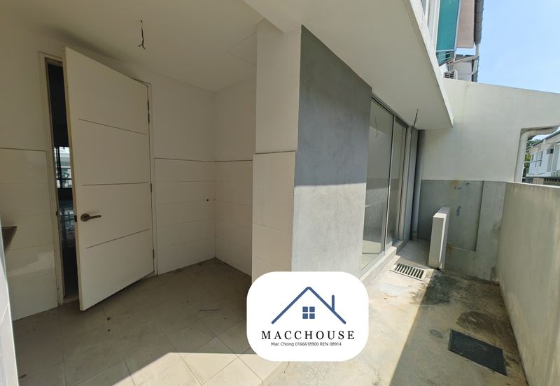 Fairfield Residences, Tropicana Heights