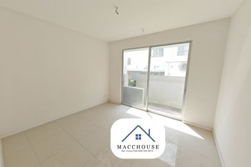 Fairfield Residences, Tropicana Heights