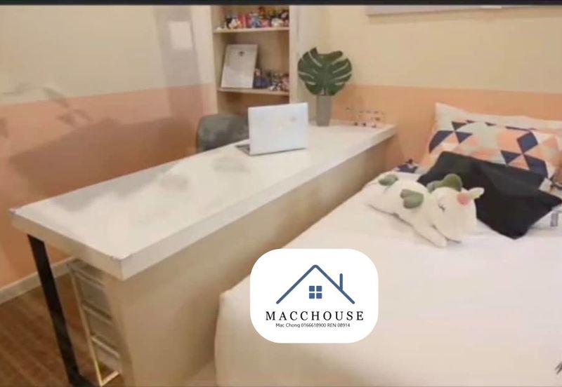 Parkfield Residences, Tropicana Heights