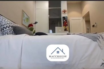 Parkfield Residences, Tropicana Heights