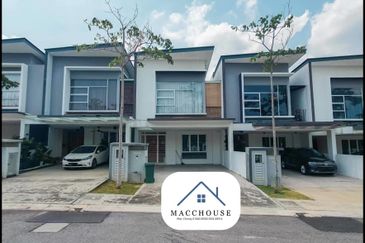 Parkfield Residences, Tropicana Heights