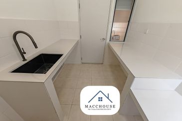 Parkfield Residences, Tropicana Heights