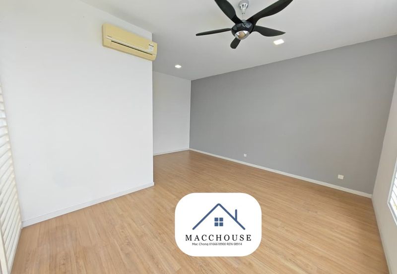 Parkfield Residences, Tropicana Heights