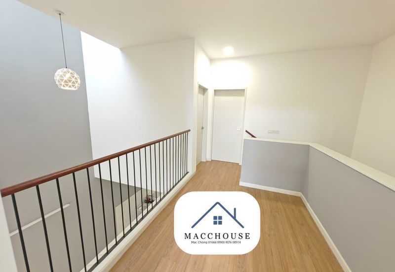 Parkfield Residences, Tropicana Heights