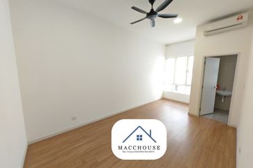 Parkfield Residences, Tropicana Heights