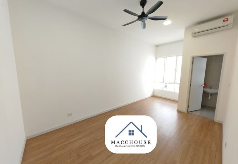 Parkfield Residences, Tropicana Heights