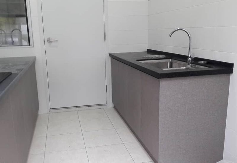 Parkfield Residences, Tropicana Heights