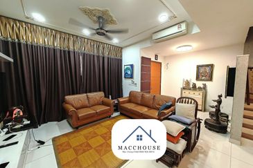 Parkfield Residences, Tropicana Heights