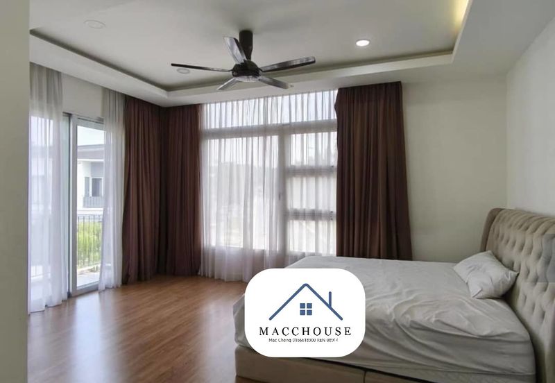 Parkfield Residences, Tropicana Heights