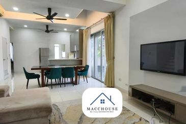 Parkfield Residences, Tropicana Heights