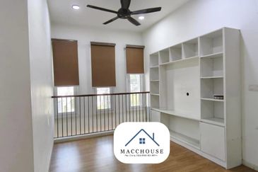 Parkfield Residences, Tropicana Heights