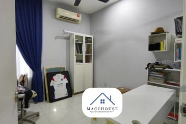 Parkfield Residences, Tropicana Heights