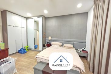 Parkfield Residences, Tropicana Heights