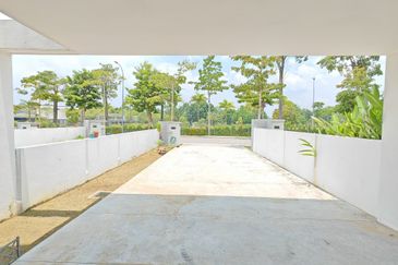 Parkfield Residences, Tropicana Heights