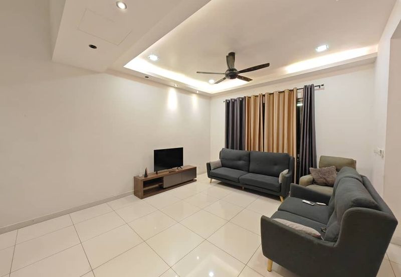 Parkfield Residences, Tropicana Heights