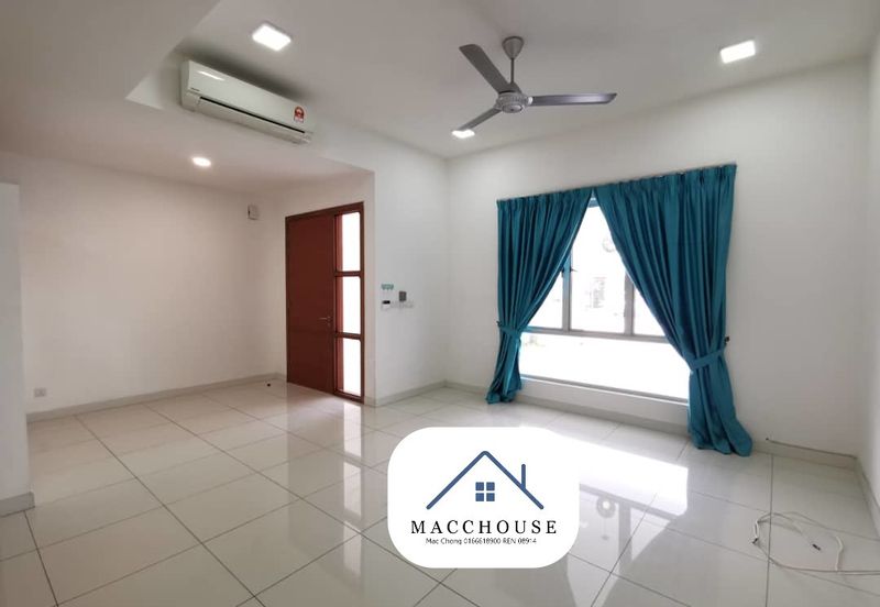 Parkfield Residences, Tropicana Heights