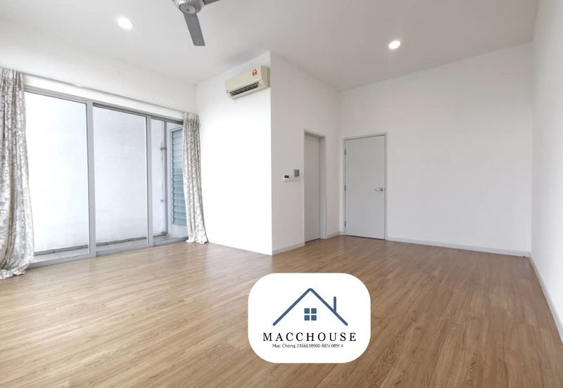 Parkfield Residences, Tropicana Heights