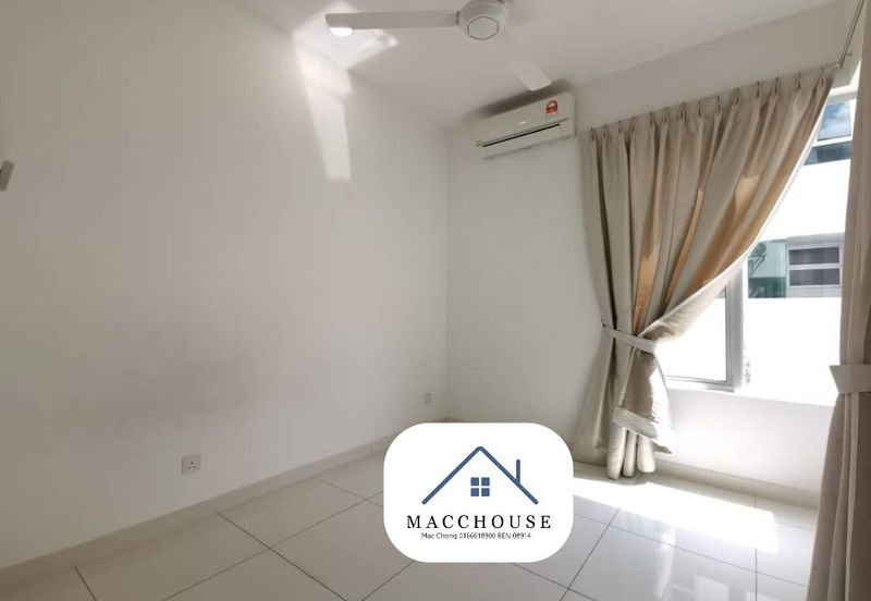 Parkfield Residences, Tropicana Heights