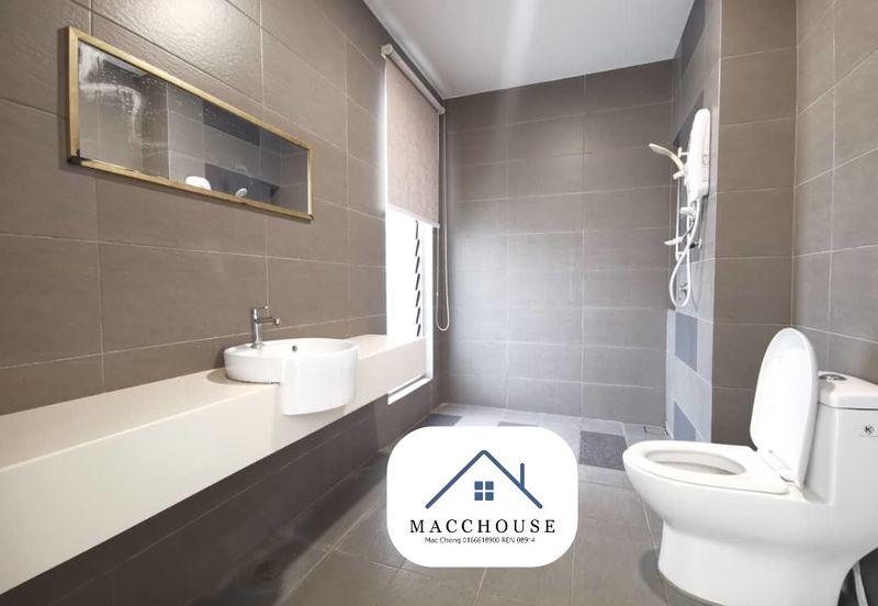 Parkfield Residences, Tropicana Heights