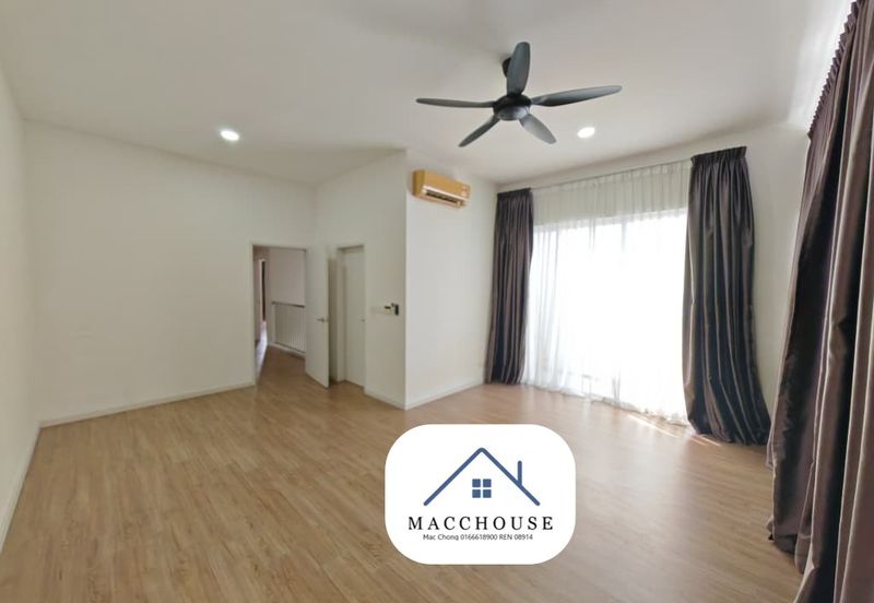 Parkfield Residences, Tropicana Heights