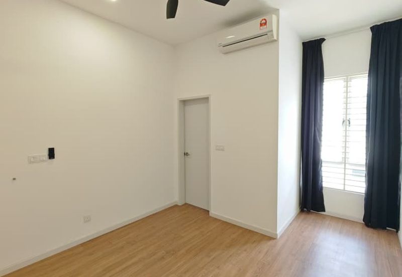 Parkfield Residences, Tropicana Heights