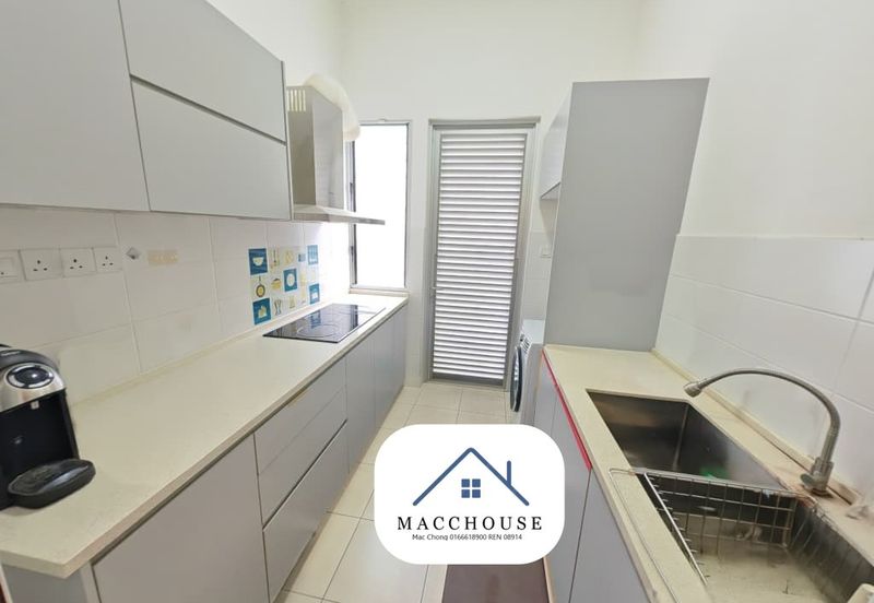 Parkfield Residences, Tropicana Heights