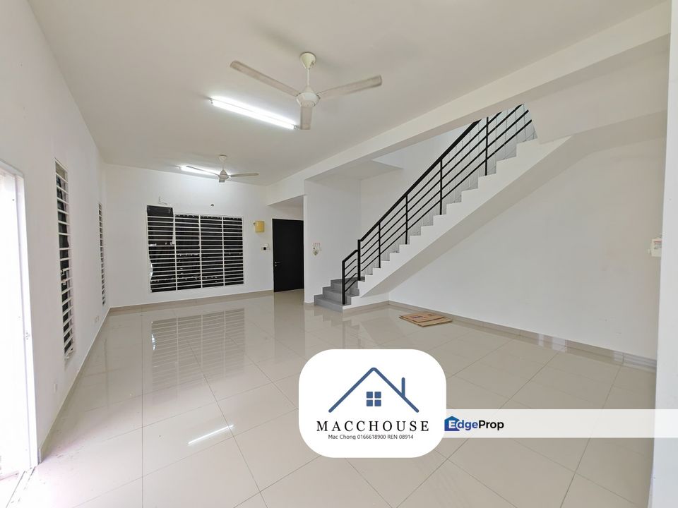 Taman Pelangi Semenyih 2, Semenyih, Selangor [40x70] [Full Loan] [Corner Lot] [Facing Playground] @ Taman Pelangi Semenyih 2, Selangor, Semenyih