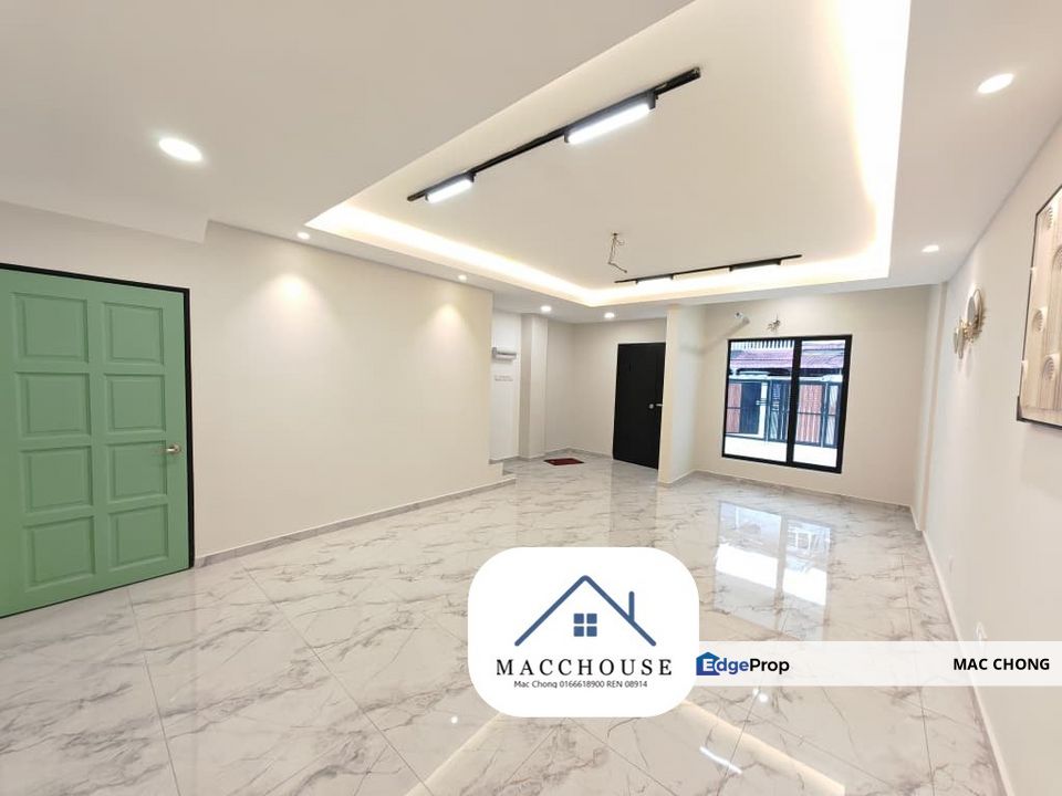 Batu 9, Cheras, Selangor Taman Seri Aman Cheras Selangor [18x60] [Freehold] [FREE SPA] [New Reno] , Selangor, Cheras