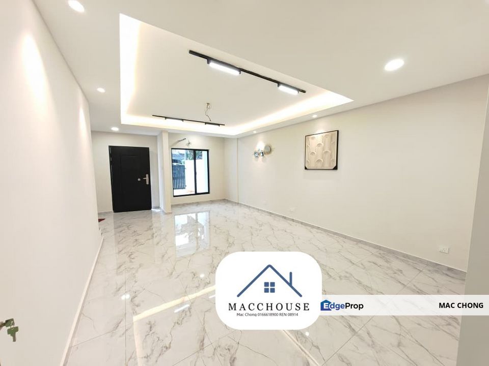 Batu 9, Cheras, Selangor Taman Seri Aman Cheras Selangor [18x60] [Freehold] [FREE SPA] [New Reno] , Selangor, Cheras