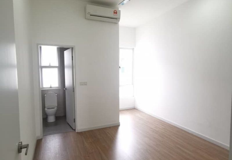 Parkfield Residences, Tropicana Heights