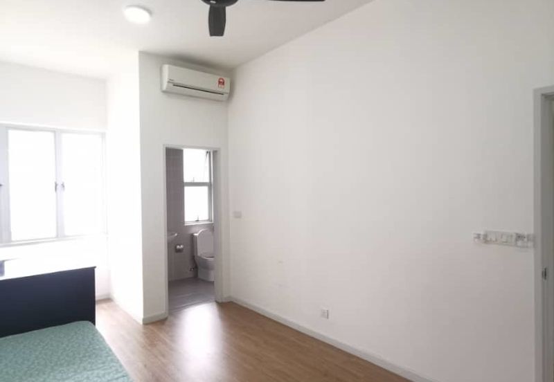 Parkfield Residences, Tropicana Heights