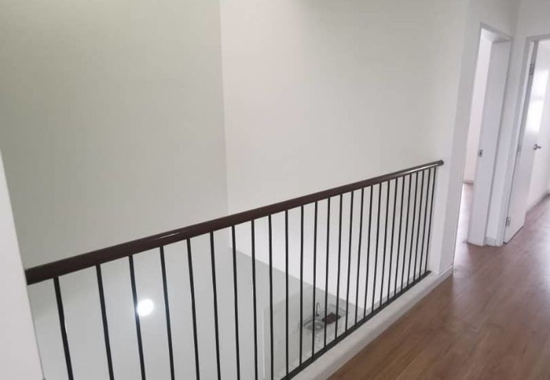 Parkfield Residences, Tropicana Heights