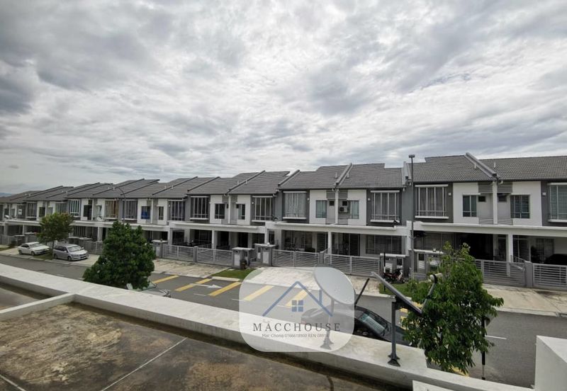 Fairfield Residences, Tropicana Heights