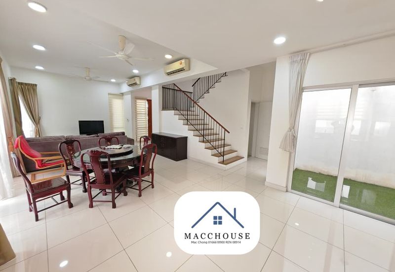 Parkfield Residences, Tropicana Heights