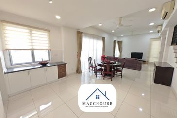 Parkfield Residences, Tropicana Heights