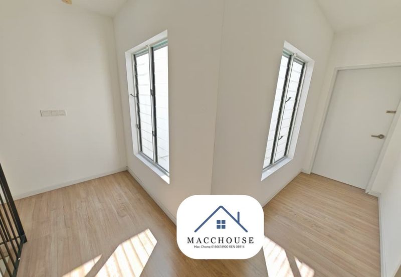 Parkfield Residences, Tropicana Heights