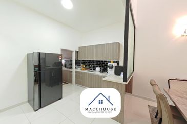 Parkfield Residences, Tropicana Heights