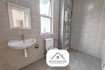 Parkfield Residences, Tropicana Heights