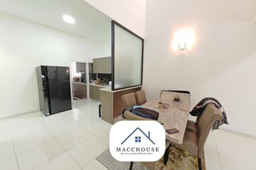 Parkfield Residences, Tropicana Heights