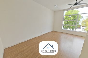 Parkfield Residences, Tropicana Heights