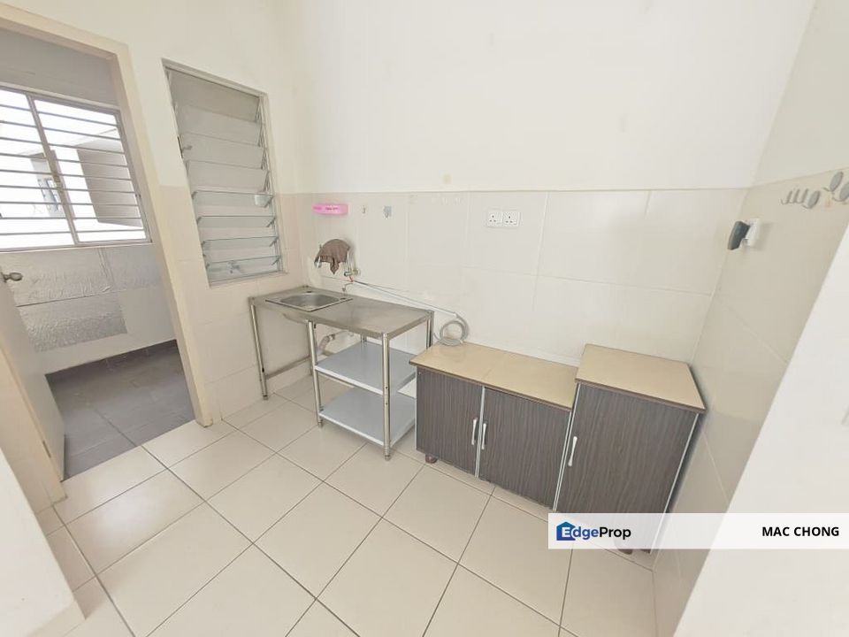 Karisma Apartment @ Eco Majestic, Semenyih, Selangor Full Grill & Well Kept Property, Selangor, Semenyih