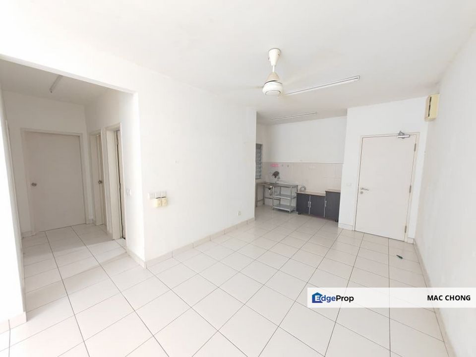 Karisma Apartment @ Eco Majestic, Semenyih, Selangor Full Grill & Well Kept Property, Selangor, Semenyih