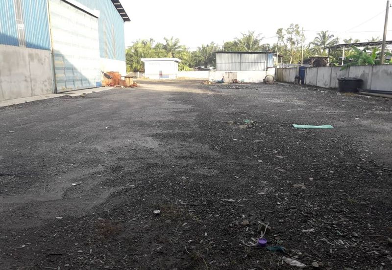 Factory at Jalan Klang Banting, Jenjarom for Sale
