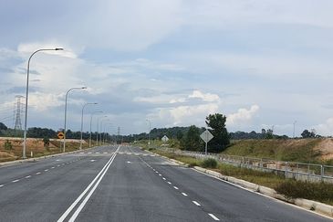 Batu Arang Industrial Land, Kota Puteri, Batu Aran