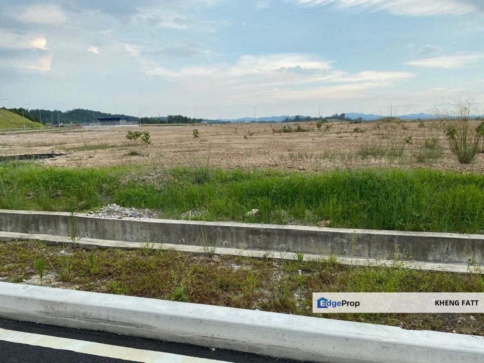 Batu Arang Industrial Land, Kota Puteri, Batu Aran, Selangor, Batu Arang