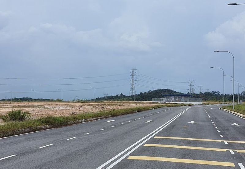 Batu Arang Industrial Land, Kota Puteri, Batu Aran